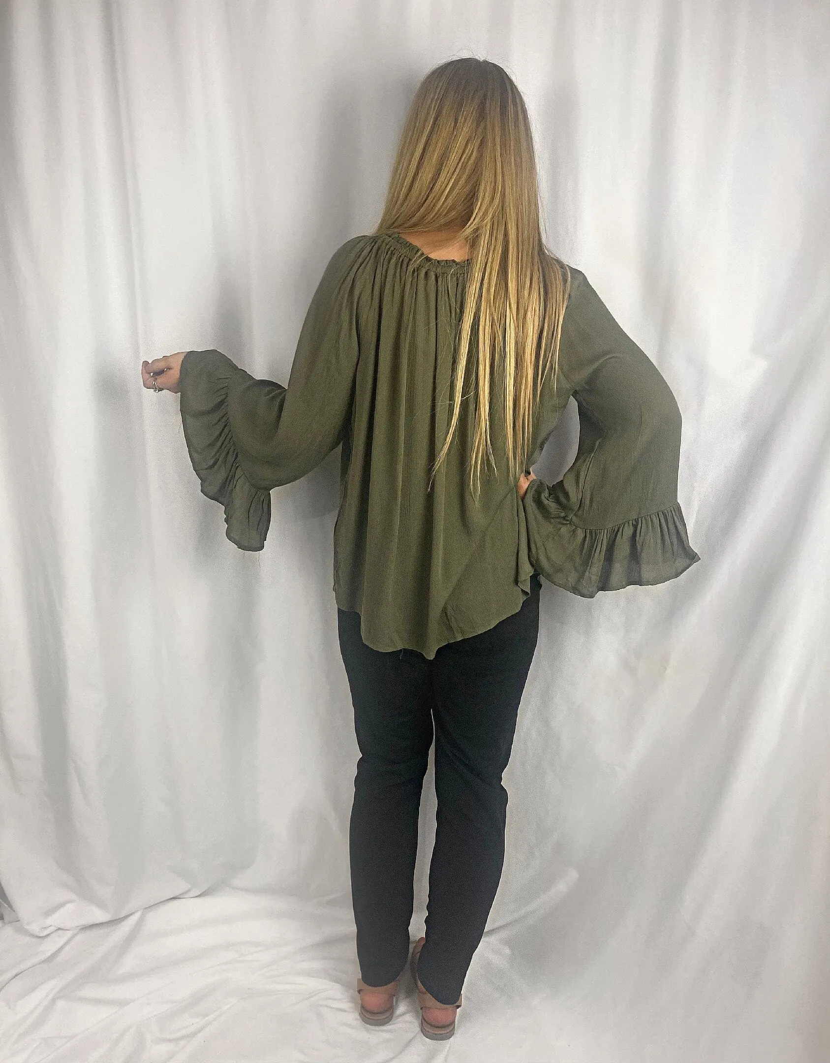 💙 AVERY Long Sleeve Boho Tops - Black & Khaki