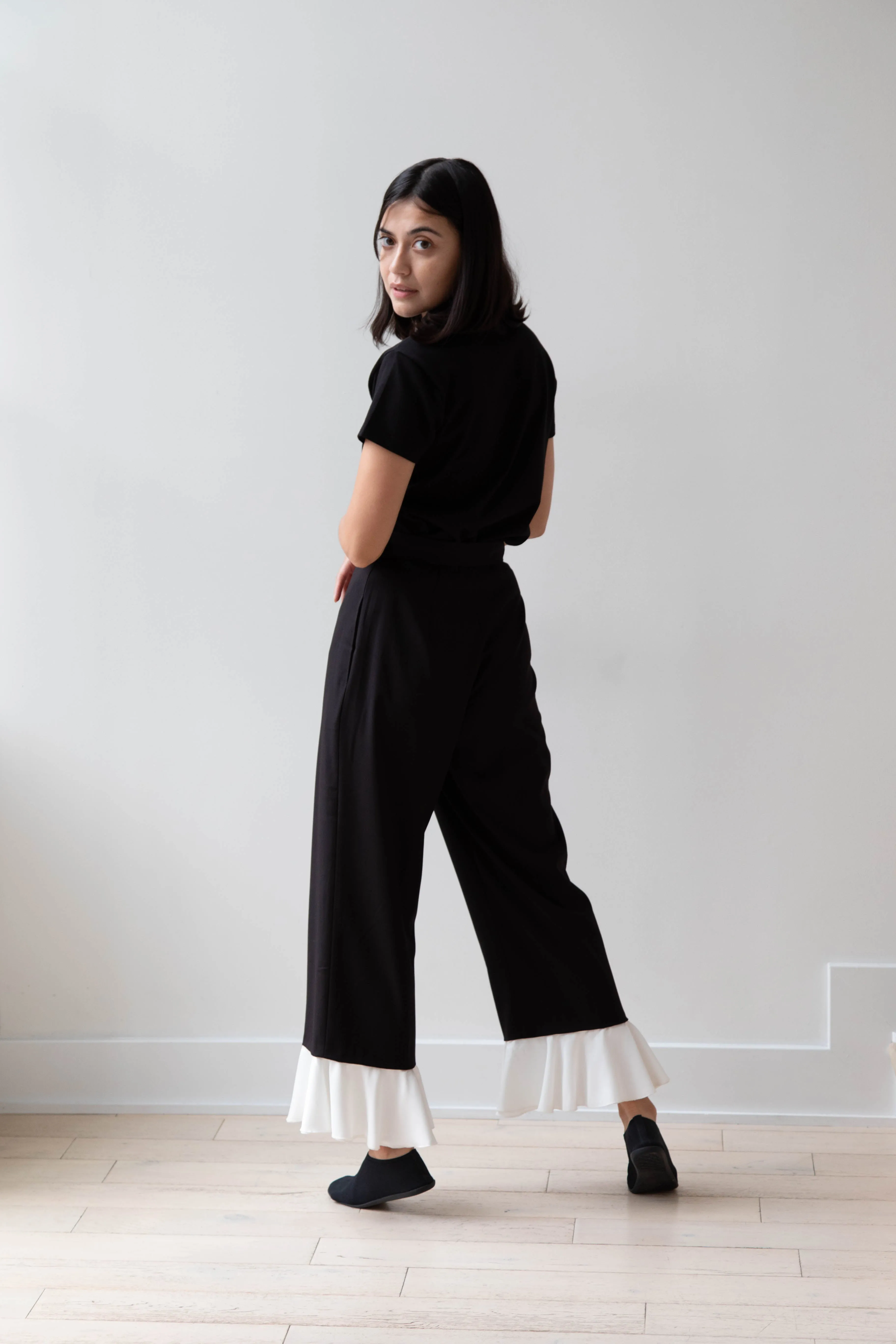 Delegan | Mateo Pants in Black