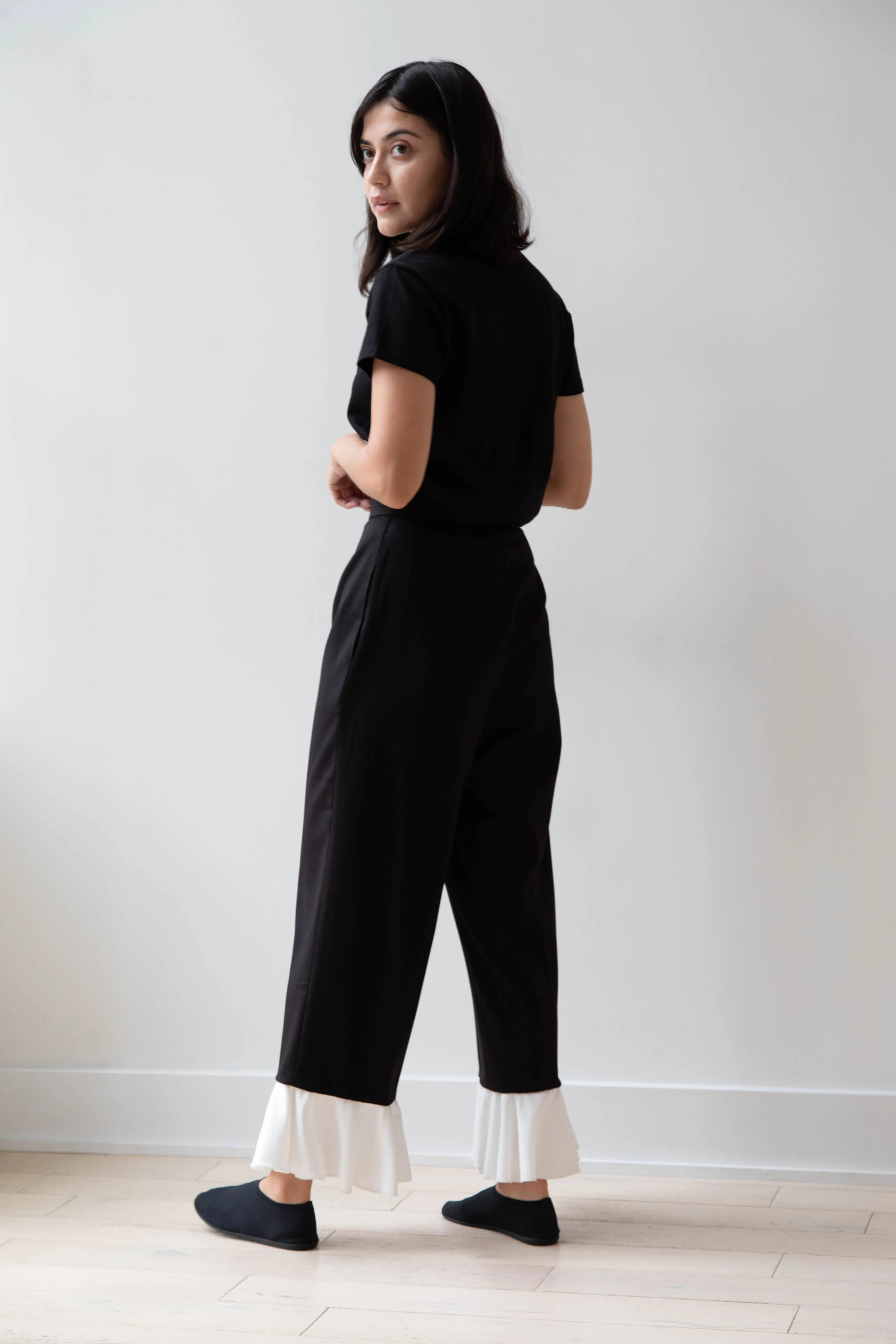 Delegan | Mateo Pants in Black