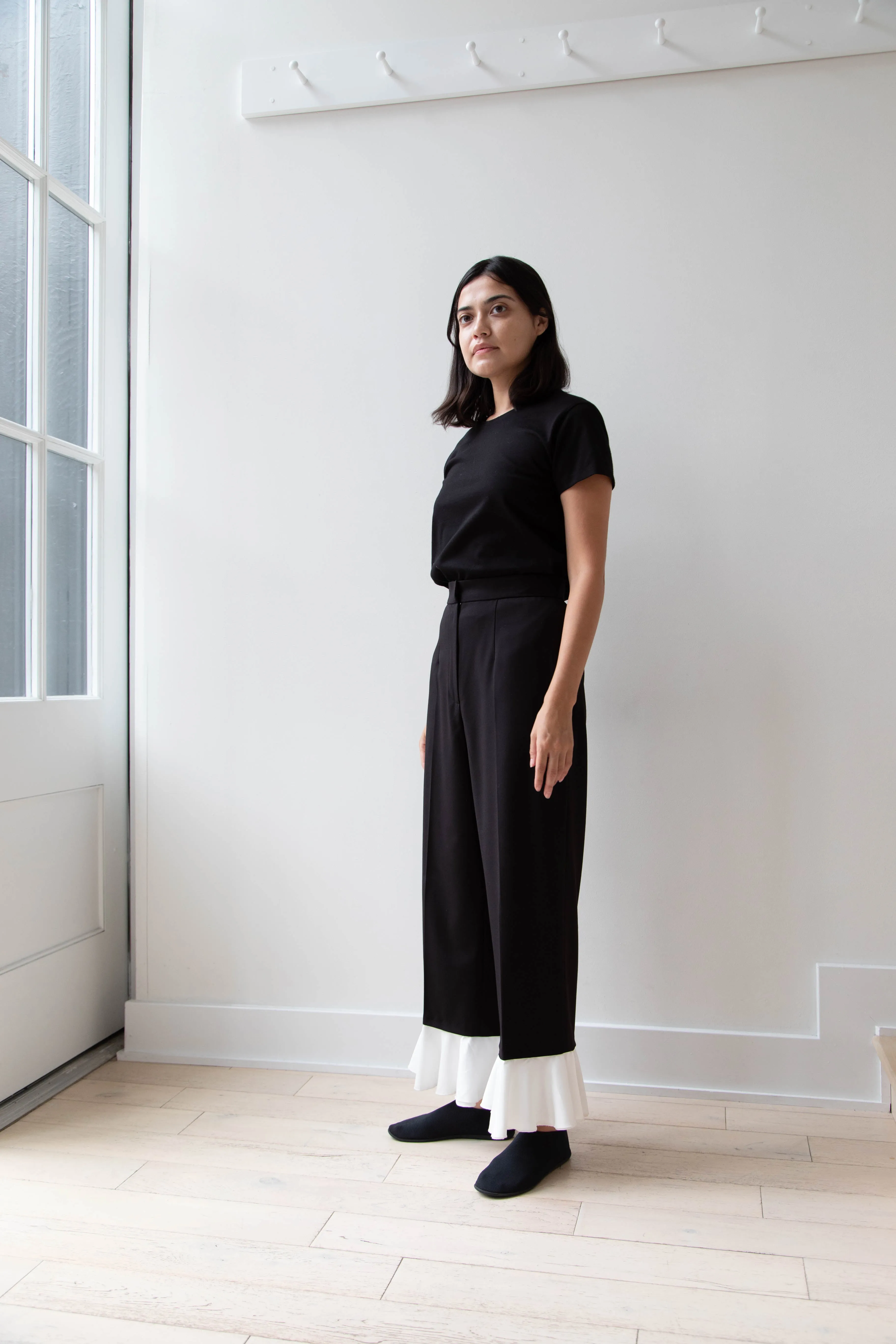 Delegan | Mateo Pants in Black