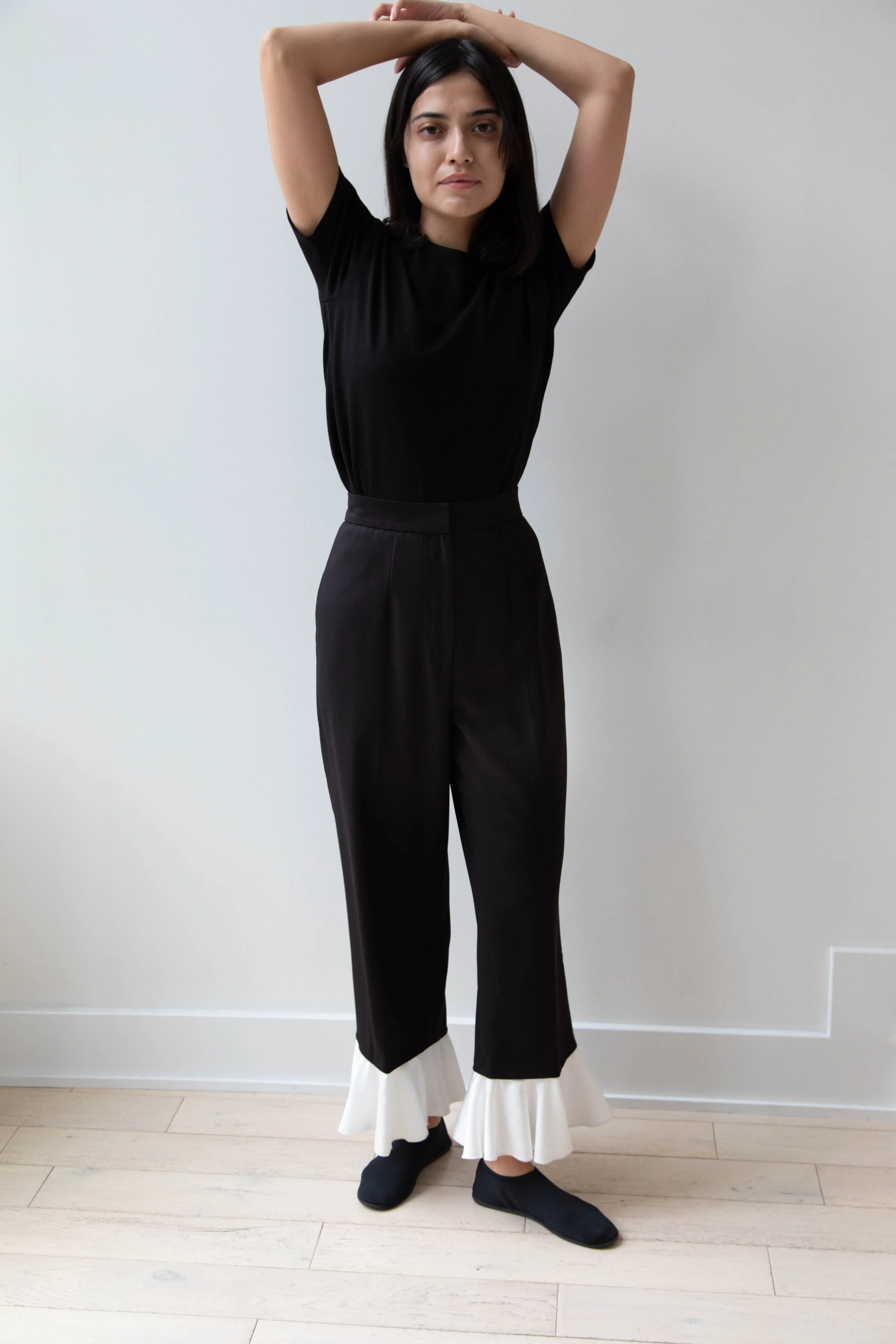 Delegan | Mateo Pants in Black