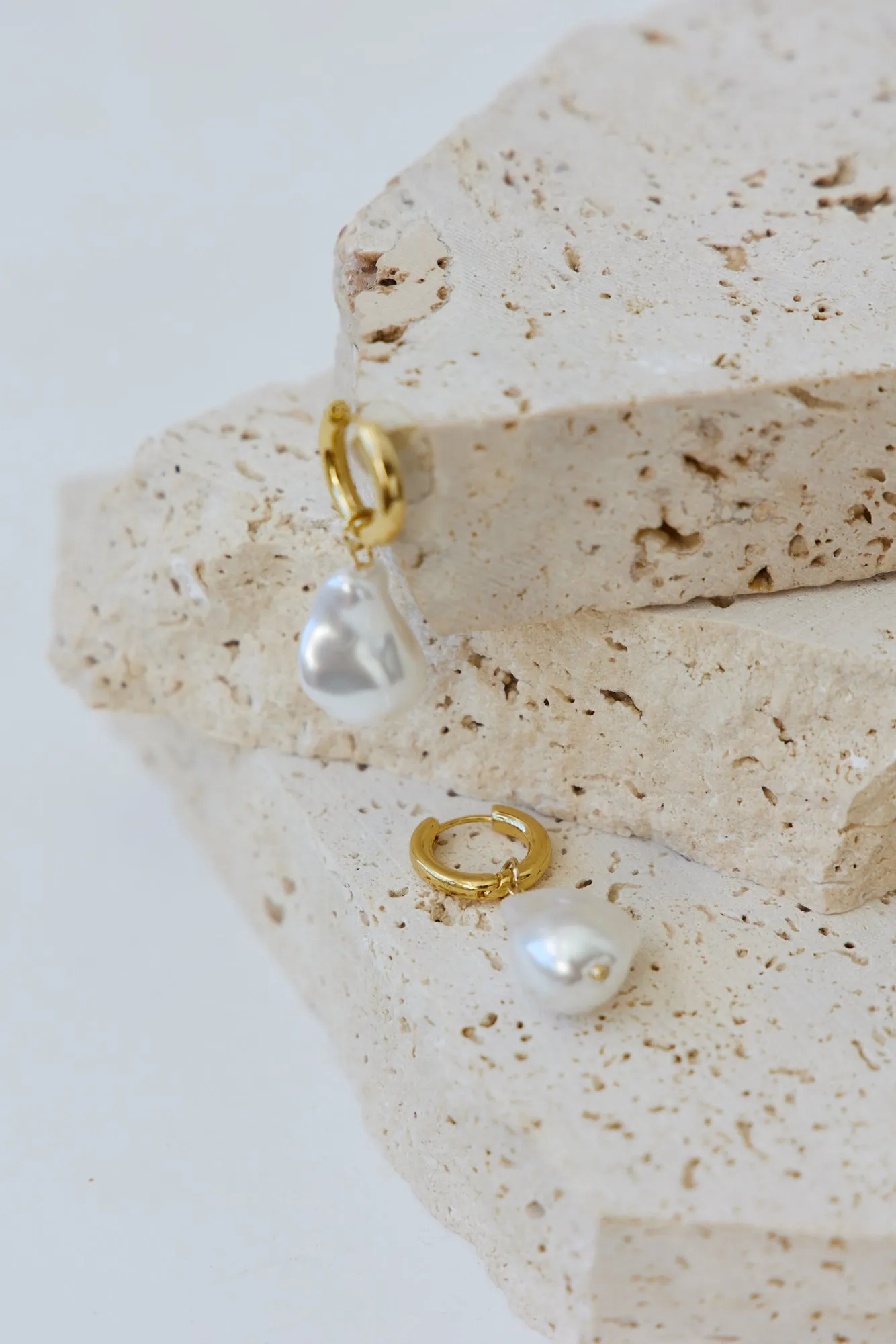 Fresh Dive Earrings