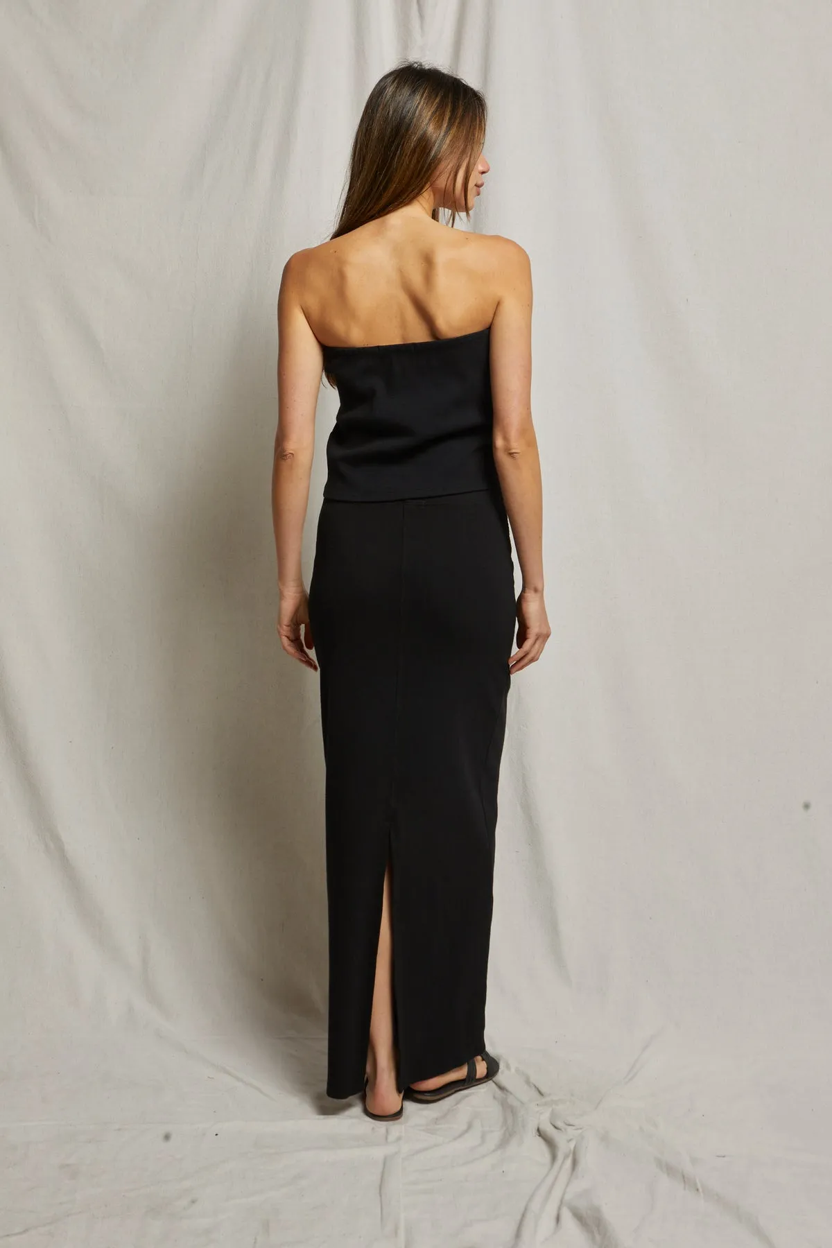 Perfect White Tee Aja Rib Maxi Skirt in True Black