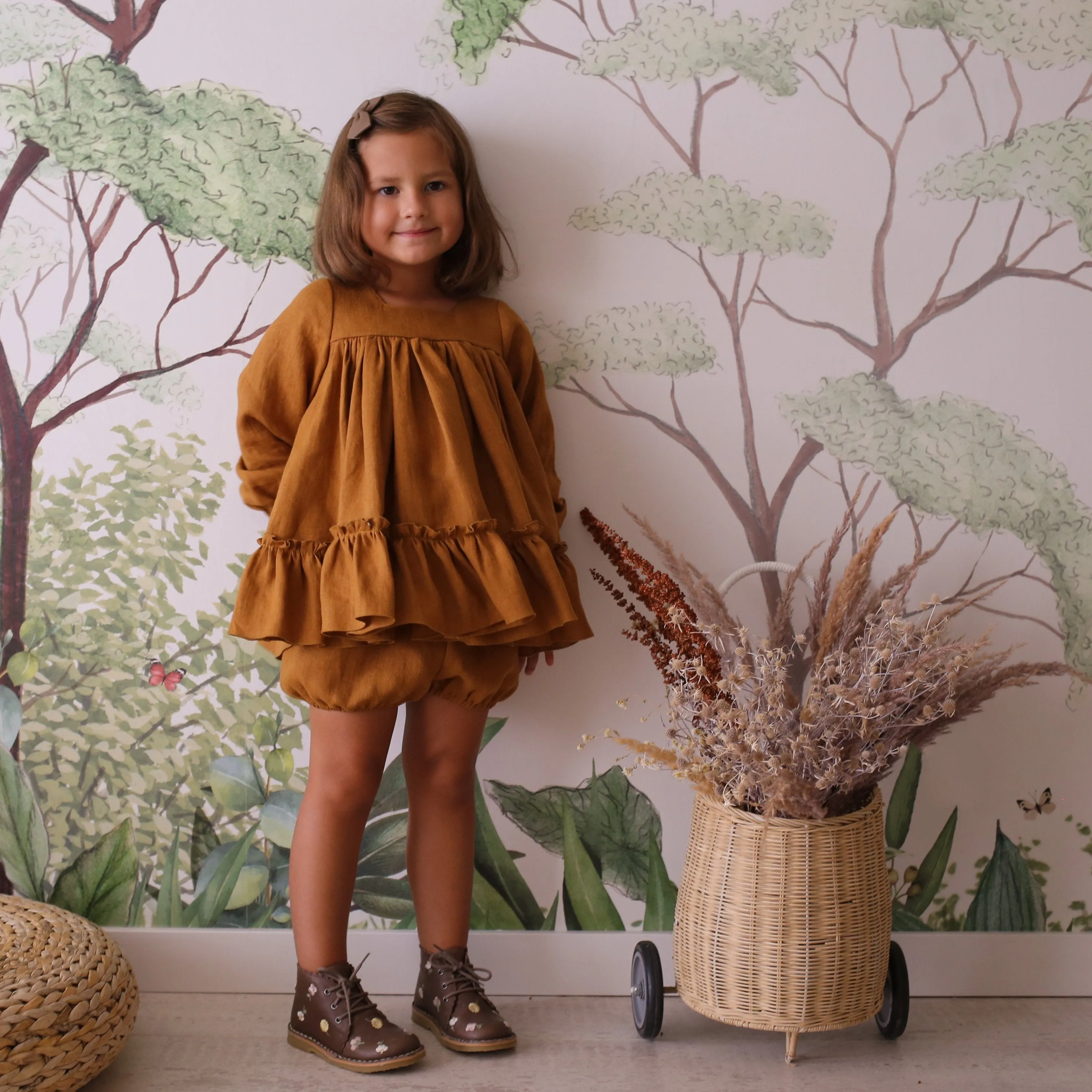 Rose Smoke Linen Long Sleeve Ruffled Hem Top