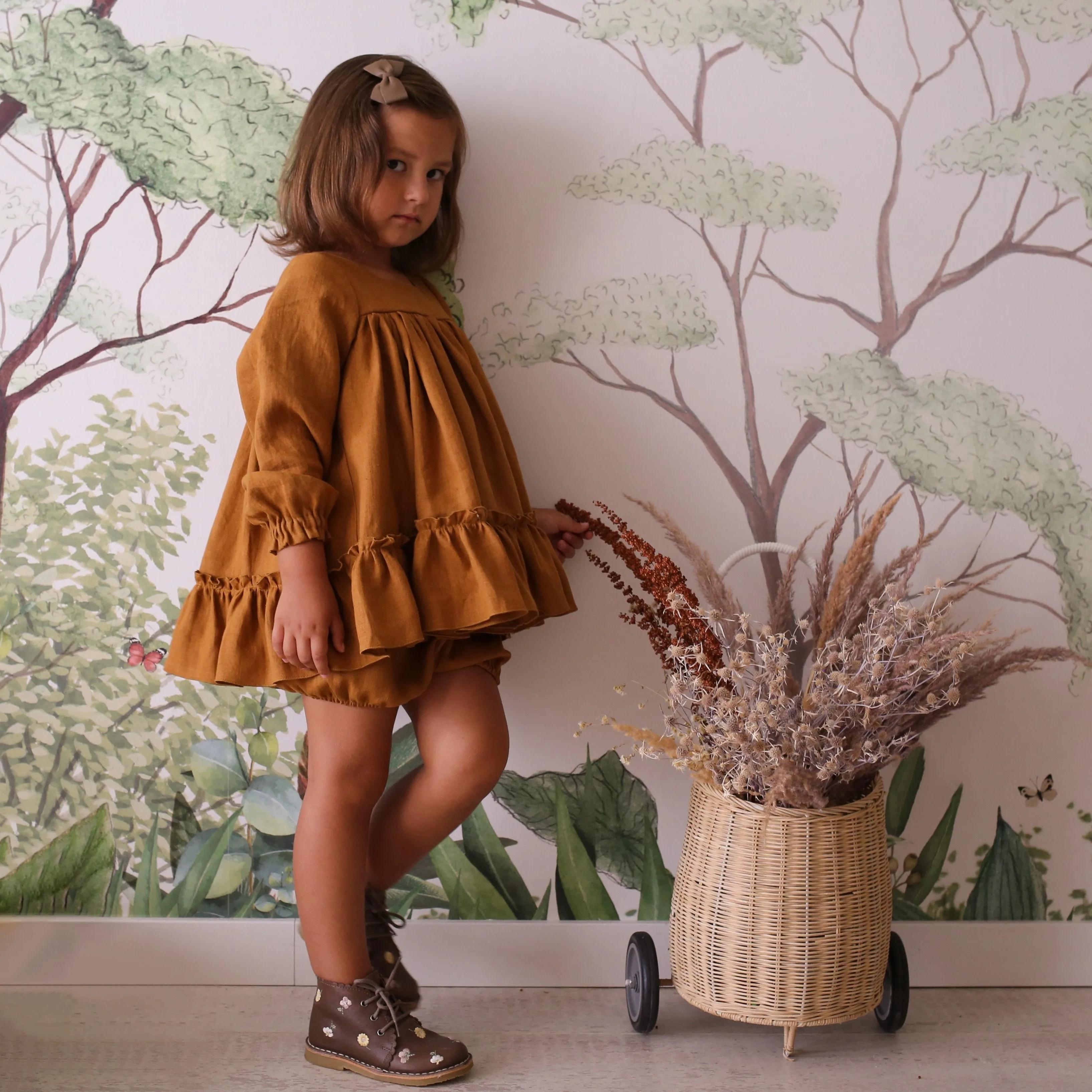 Rose Smoke Linen Long Sleeve Ruffled Hem Top